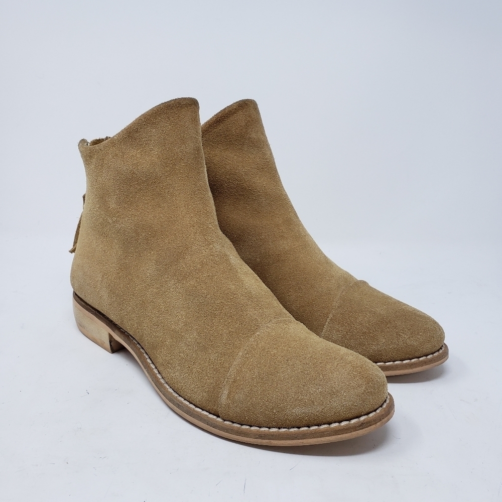 Ascot Friday x Matisse Payton tan suede ankle boot size 7.5
